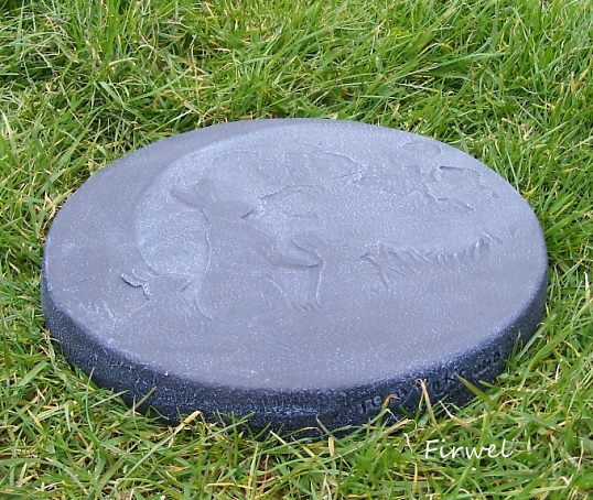 Moon Gazing Hare Family Stepping Stone